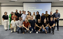 Jovens Sucessores da Acats visitam a Sysmo para conhecer inovação e tecnologia no varejo